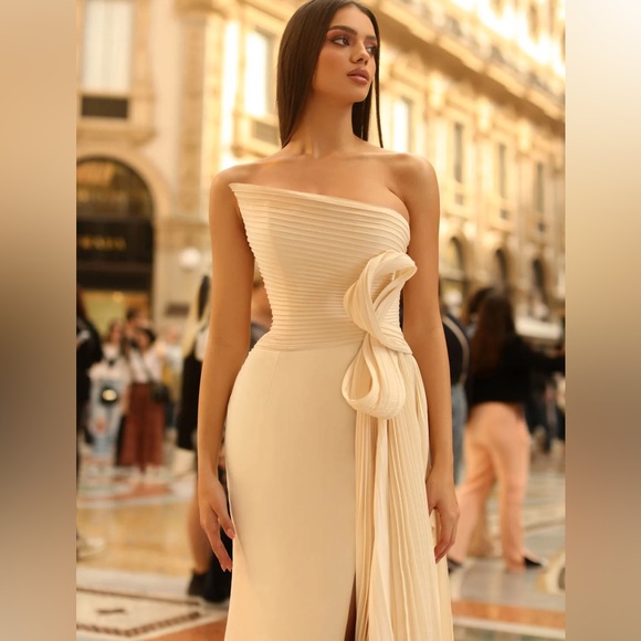 Tarik Ediz 98300 dress size 4 worn ONCE - Picture 5 of 10